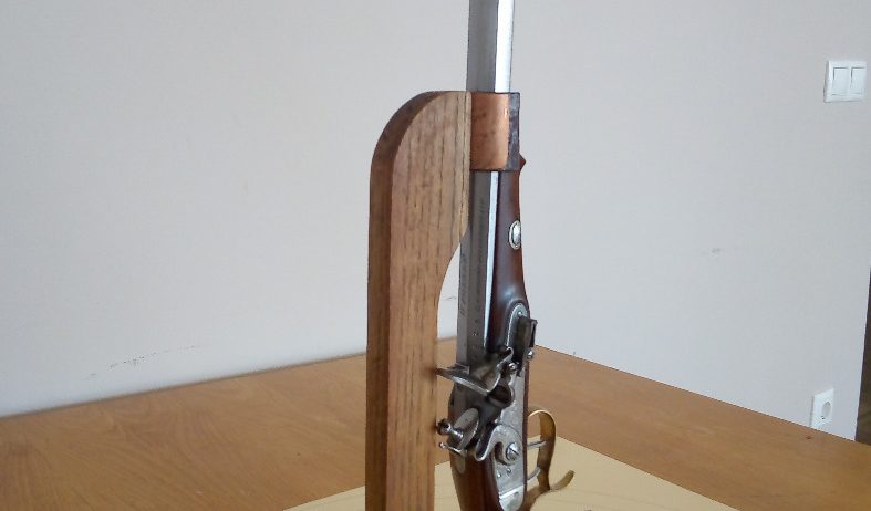 revolver-toltoallvany-2a5c_3_big
