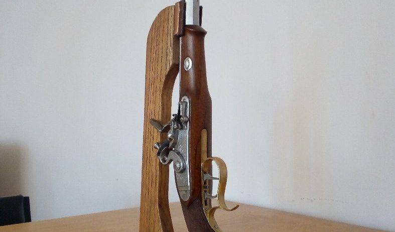 revolver-toltoallvany-2a5c_1_big-1